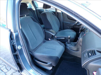 Citroën C4 1,6 16V-HNED ODJÍŽDÍTE - 13