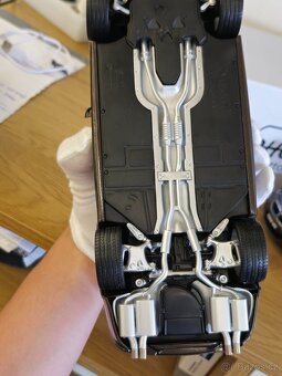 BMW E60 M5 1:18 Kyosho - 13