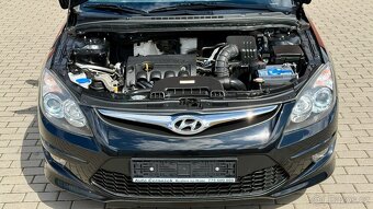 Hyundai i30 //1.4i//80kW//1.MAJITELKA//70TKM//SERVIS// - 13