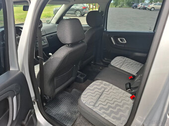 Škoda Roomster 1.4 16V 63kW,klimatizace,tažné zařízení - 13