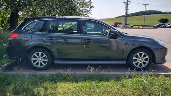 Subaru Legacy Kombi V - 13