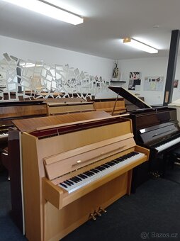 Piano, pianino, klavír Petrof - 13