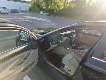 BMW F11 520 - 13