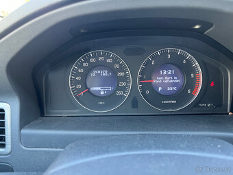 VOLVO  V 70  2,4 D5  120 Kw AUT.,TAŽNÉ NAVI - 13