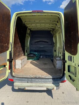 VW Crafter 2.5 TDI ( 100 kW), r.v. 2010, 6 st. manuál, klima - 13