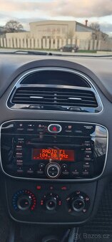Fiat Punto 1.4, r.v. 2017, 57kw, benzín, manual - 13