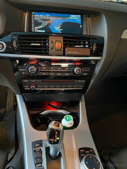BMW X3 F25 M-Paket 140kw HIFI-Navi profi-ČR - 13