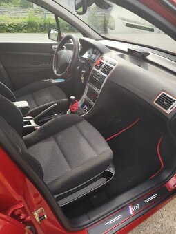 Peugeot 307sw OXYGO,1,6i 86000km - 13