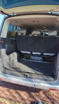 VW Caravelle T5 2.0TDI 2010 DSG - 13