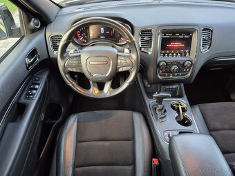 Dodge Durango RT 5,7 V8 AWD, Alcantara, 7 míst - 13