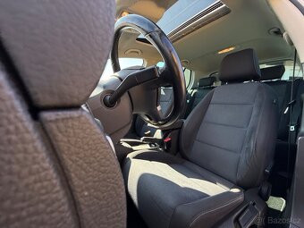 VW Golf VI 1.6tdi 2012 (ŠIBR-WEBASTO-LED-17”-SENZORY) - 13