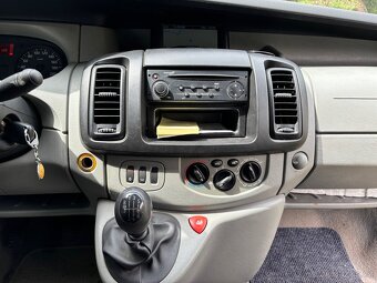 Renault Trafic 1.9 - 13