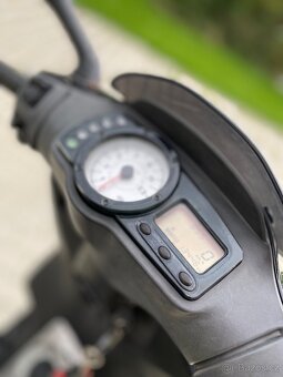 Skútr Piaggio NRG bez řidičáku 25 km/h - 13