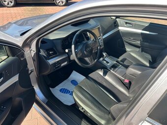 Subaru Outback 2.5 Aut.4WD/kuze/sibr/navi/kamera/zaves/1maji - 13