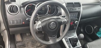 Suzuki Grand Vitara 1,9DDiS, 95kW, 4x4, 2014 - 13