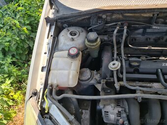 Ford Focus kombi 1,6 benzin - 13