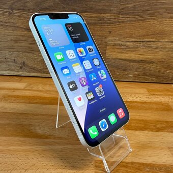 iPhone 13 128GB, bílý (12 měsíců záruka) - 13