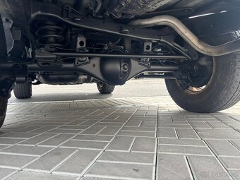 Toyota FJ Cruiser bez koroze, skvělý originální stav - 13