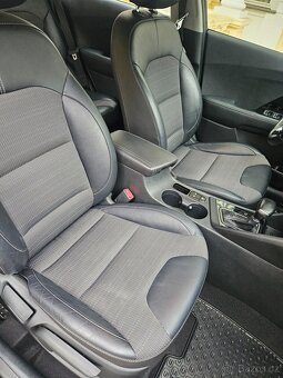 Kia Niro Hybrid 1.6 GDI 77 kW Automat 2018 1. maj. Nové ČR - 13
