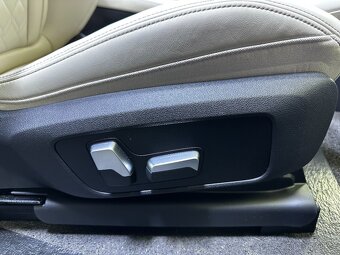 BMW 3 G20 Individual kuzeny interier sedacky - 13