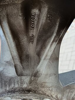 ZANOVNI ZIMNI al kola 17" ORIGINAL TOYOTA RAV 4 - 13