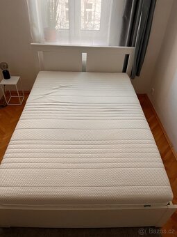 Postel s matrací - 13