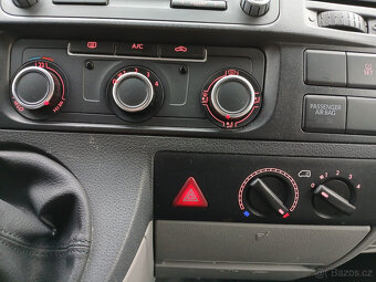 VW CARAVELLE T5.1,AC,WEBASTO,8míst,161tkm,TZ,1.maj,DPH - 13
