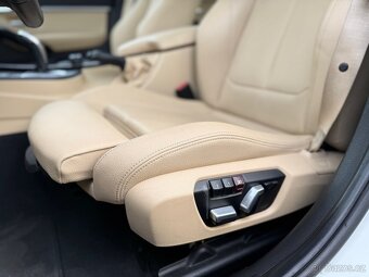 BMW F30 330i xDrive - 13