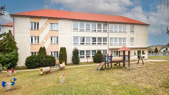 Krásný stavební pozemek na prodej za Prahou, 743 m2 - 13