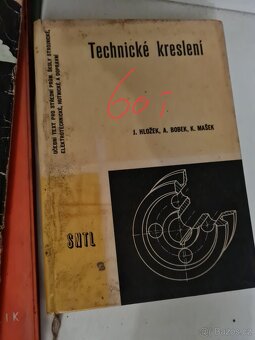Staré knihy, ceny u fotografií - 13