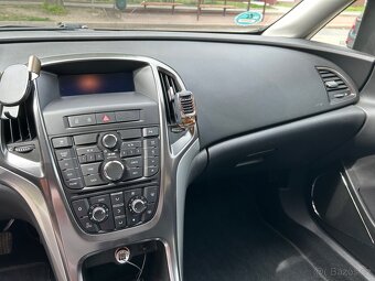 Opel Astra J 1.7 CDTI, 81 kW, nafta - 13