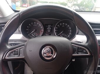ŠKODA Superb 2 combi 2.0 TDI CR 103kW DSG NAVIGACE KRÁSNÝ. - 13
