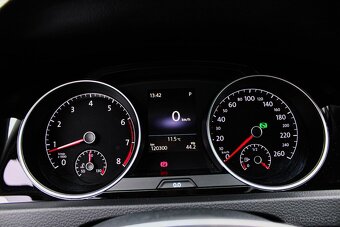 Volkswagen Golf Variant 1.5 TSI R-Line DSG - 13