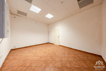Pronájem obchodních prostor 110 m², Uherské Hradiště - Mariá - 13