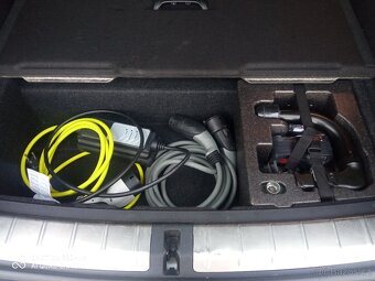Prodám BMW X1 Xdrive25e 162 KW - Automat Plug in Hybrid - 13