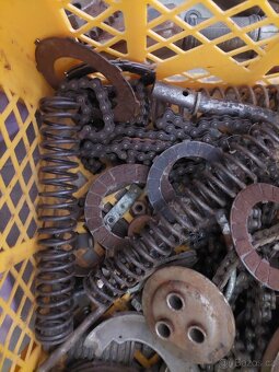 Jawa kyvacka - náhradní dily - 13