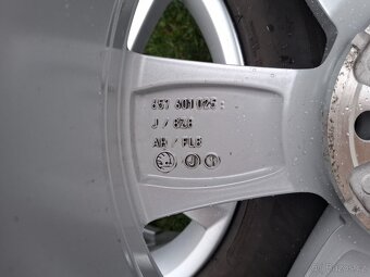 Sada zimních kol vč. Alu Škoda Nanuq 195/60/16 - 13