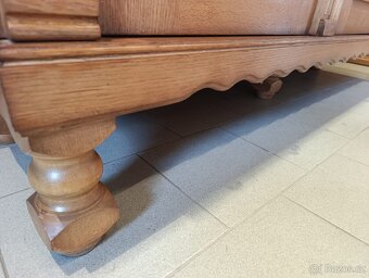 Selská komoda z masívu, Nábytek s příběhem - 13