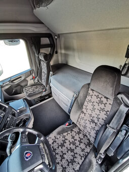 Prodám tahač návěsů SCANIA R450 EURO 6 E jednnokruhová hydr. - 13