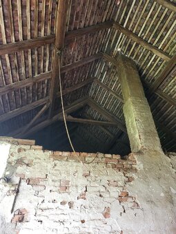 Staré trámy a rozebrame staré objekty  zdarma - 13