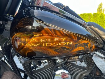 Harley Davidson Electra Glide - 13