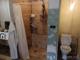 Prodám dům Stráni - 13