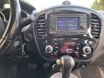 Nissan Juke 1.6 automat , 70000 km, tažné - 13
