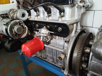 Motor a převodovka škoda 100 - 13