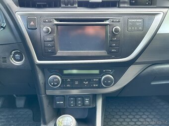 Toyota Auris COMBI- rv2013- 1.6 97kw- 112000km - 13