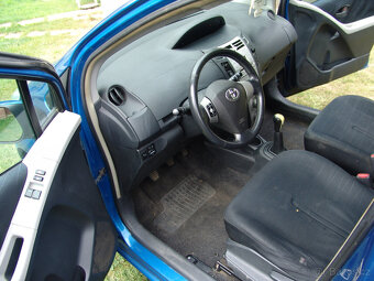 Toyota Yaris 1.0i 5dv. klima,po STK. - 13