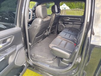 Dodge RAM LARAMIE 5.7 V8 , 4x4 , full vybava , 2019 rok - 13