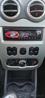 Dacia Logan MCV 1,6i 77kW, 2012, klimatizace - 13