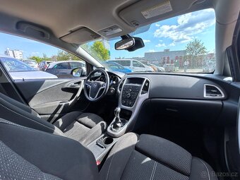 Opel Astra J 1,6 16V, 2009, tyrkysová, najeto 135.386 km - 13