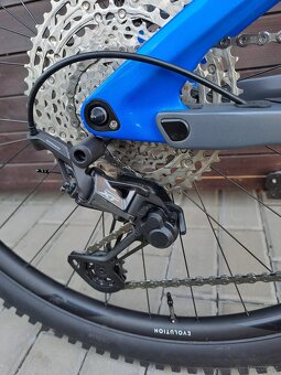 Zánovní enduro kolo Cube Stereo Carbon / vel. L - 13